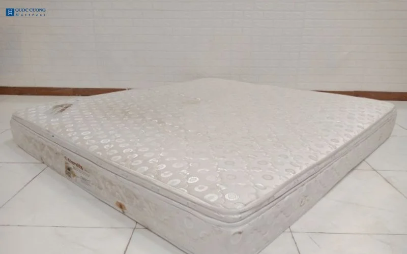 Nệm lò xo giá 1 triệu có độ bền thấp, nhanh lún xẹp