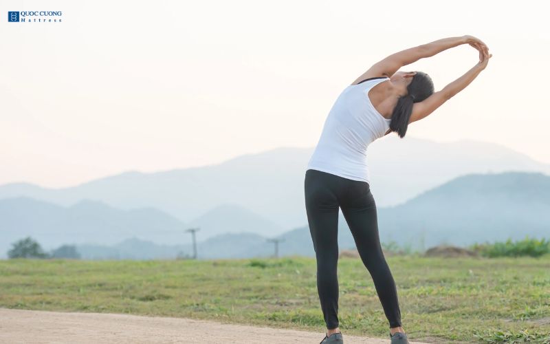 Vận động và giãn cơ thường xuyên