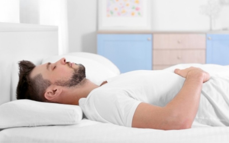 Chọn đệm cứng cho người đau lưng