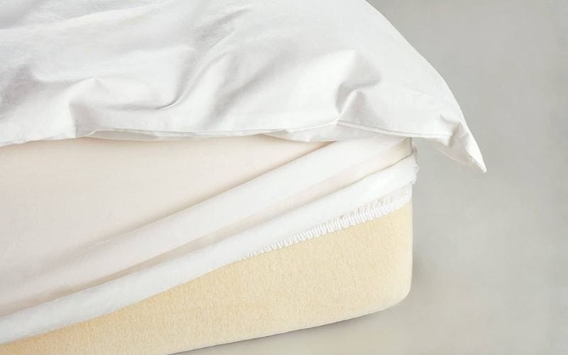 Nằm đệm bị ngứa do nệm kém chất lượng