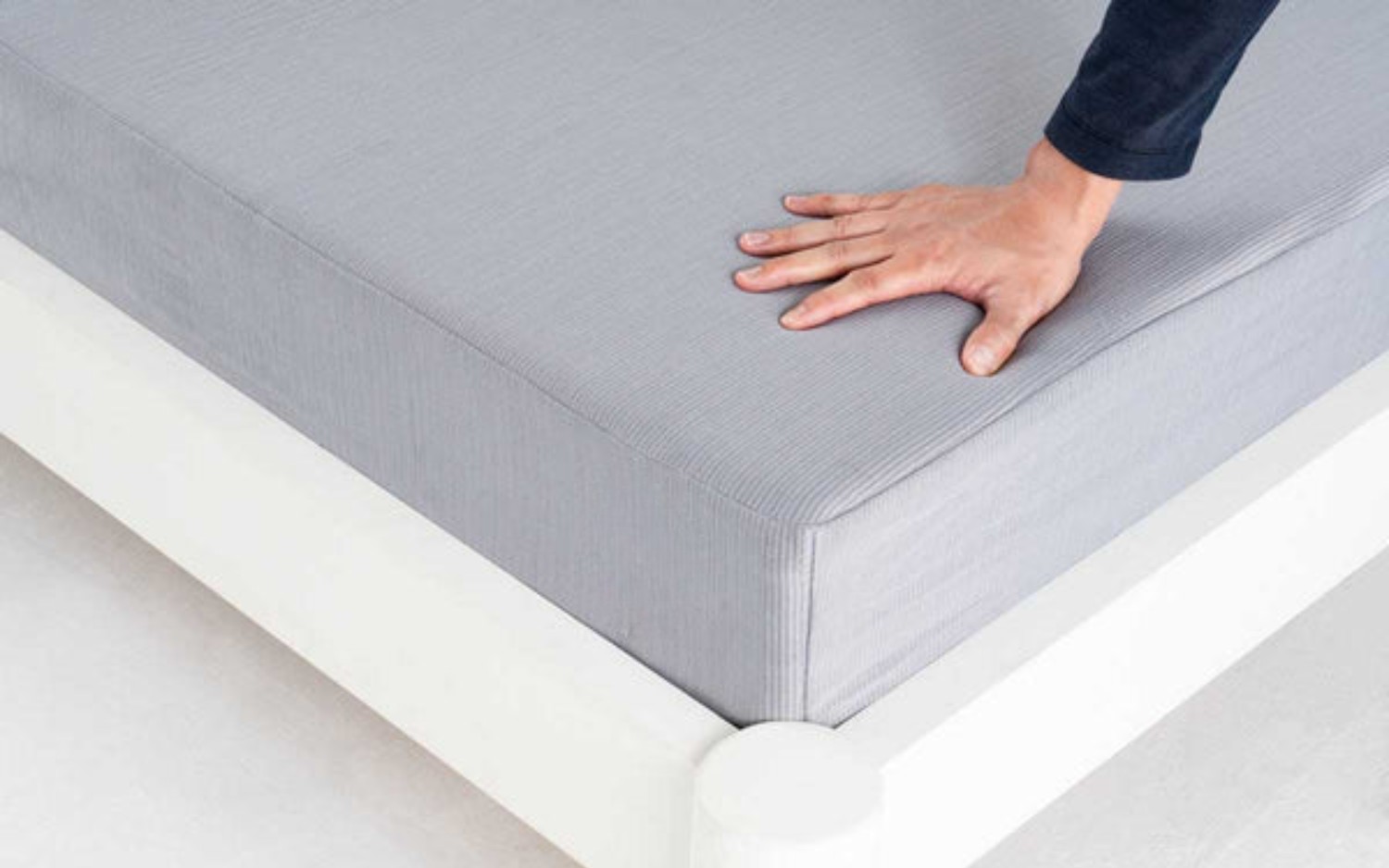 Ngủ nệm dưới đất có tốt không?